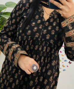 Luxury with our Black Alia style suit set