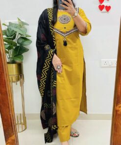 Alternative view of Premium Kurti Pant Dupatta Set