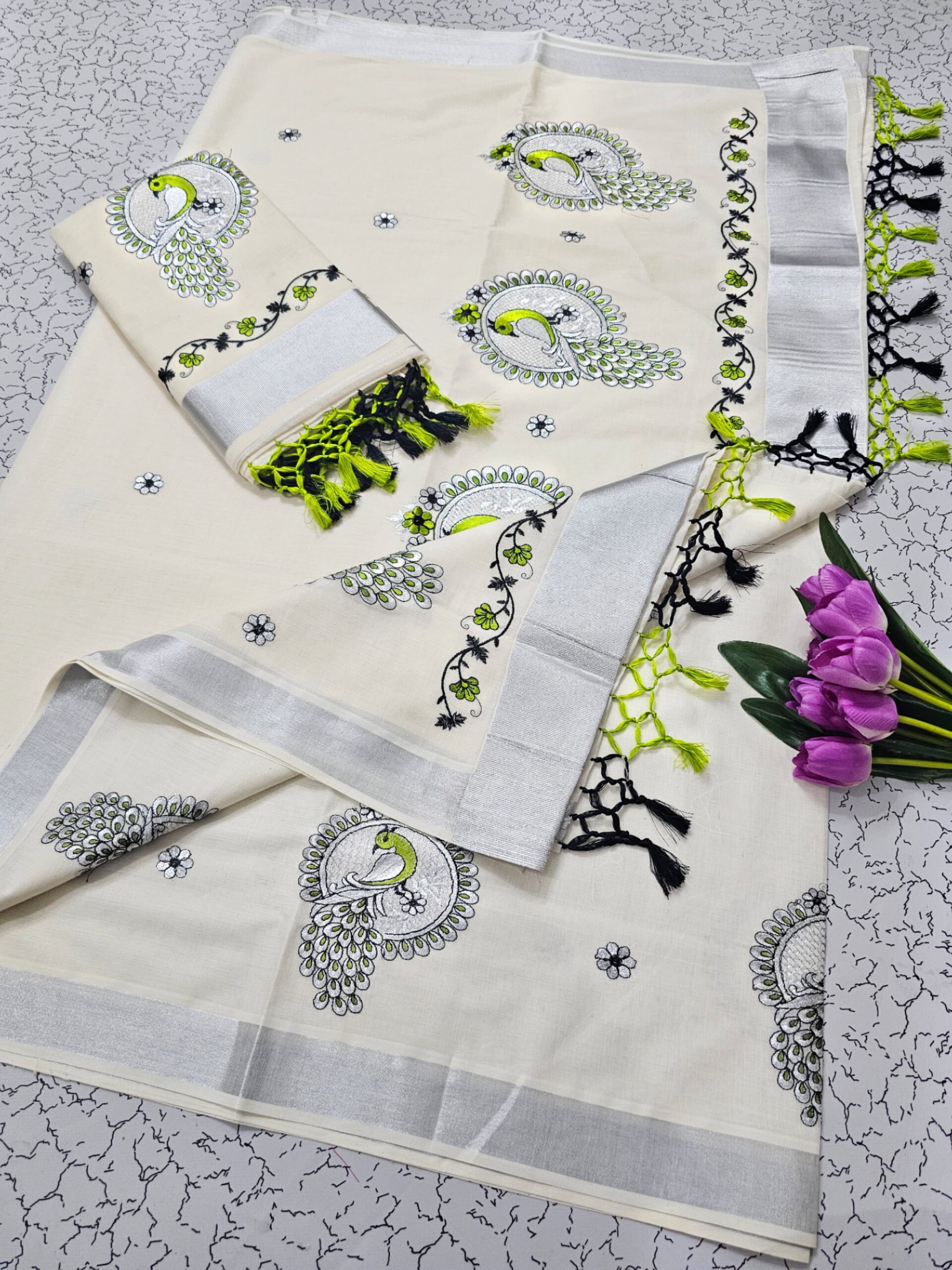 Special Kasavu Saree - Image 2