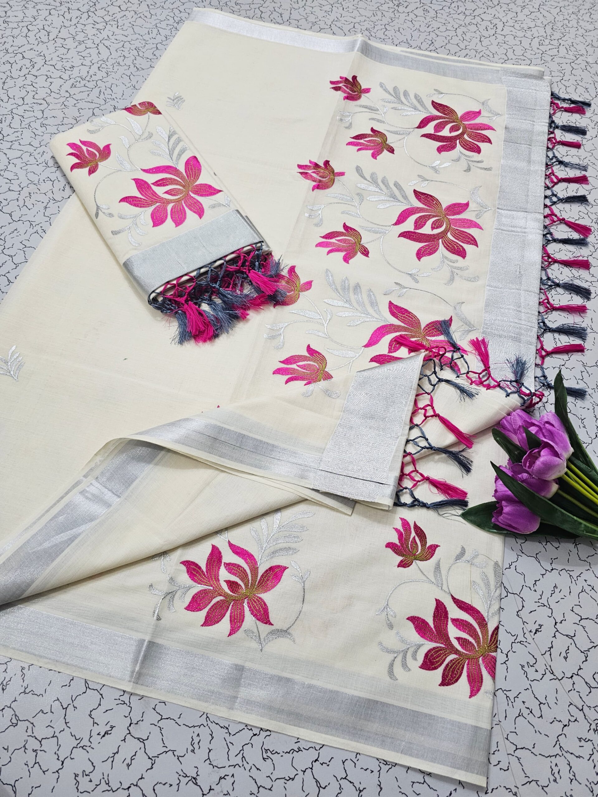 Special Kasavu Saree