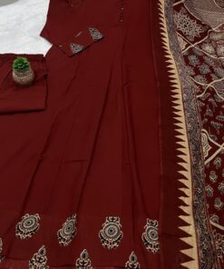 Alternative view of Beautiful Flared Anarkali Kurta Set