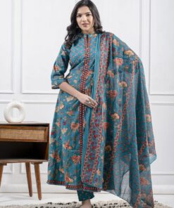 Beautifully Crafted Three-Piece Set