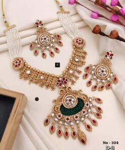 Royal Rajwadi Kundan Pearl Necklace Set