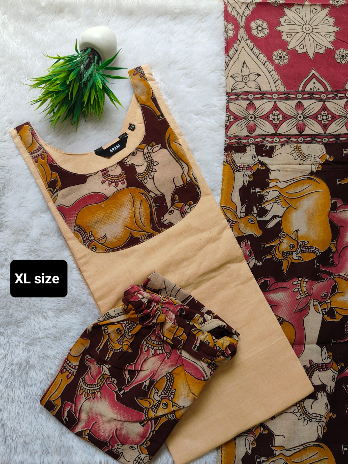 Kalamkari Cotton Kurti Set with Lining, Bottom & Dupatta - Image 6